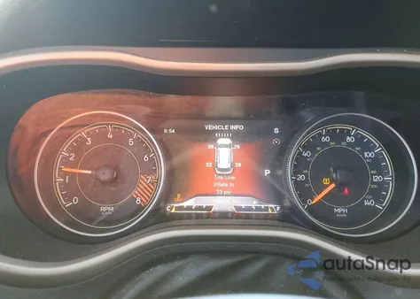 2015 Jeep Cherokee Limited из США, поврежденный, VIN 1C4PJMDS7FW688812